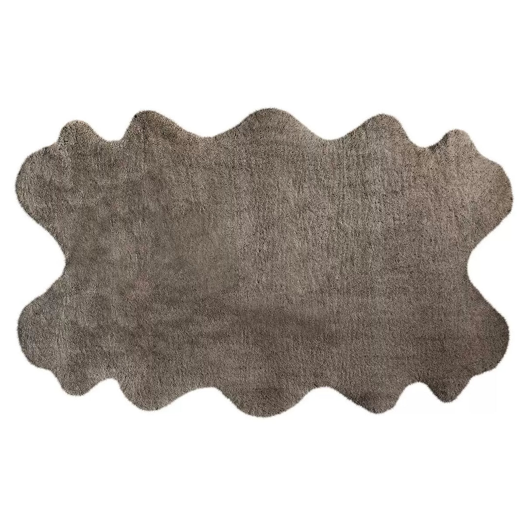 Mon Château Faux Fur Rug