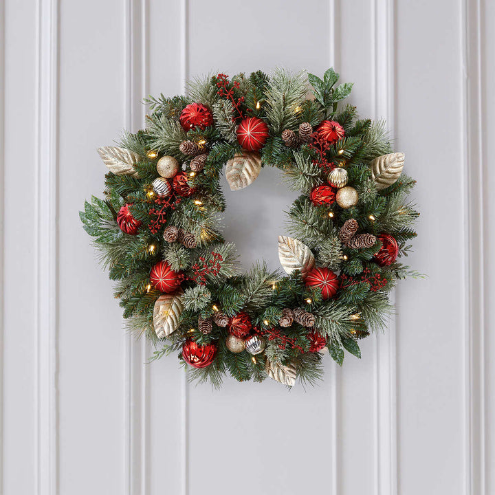 Couronne artificielle décorée à DEL pré-éclairée de 30 po