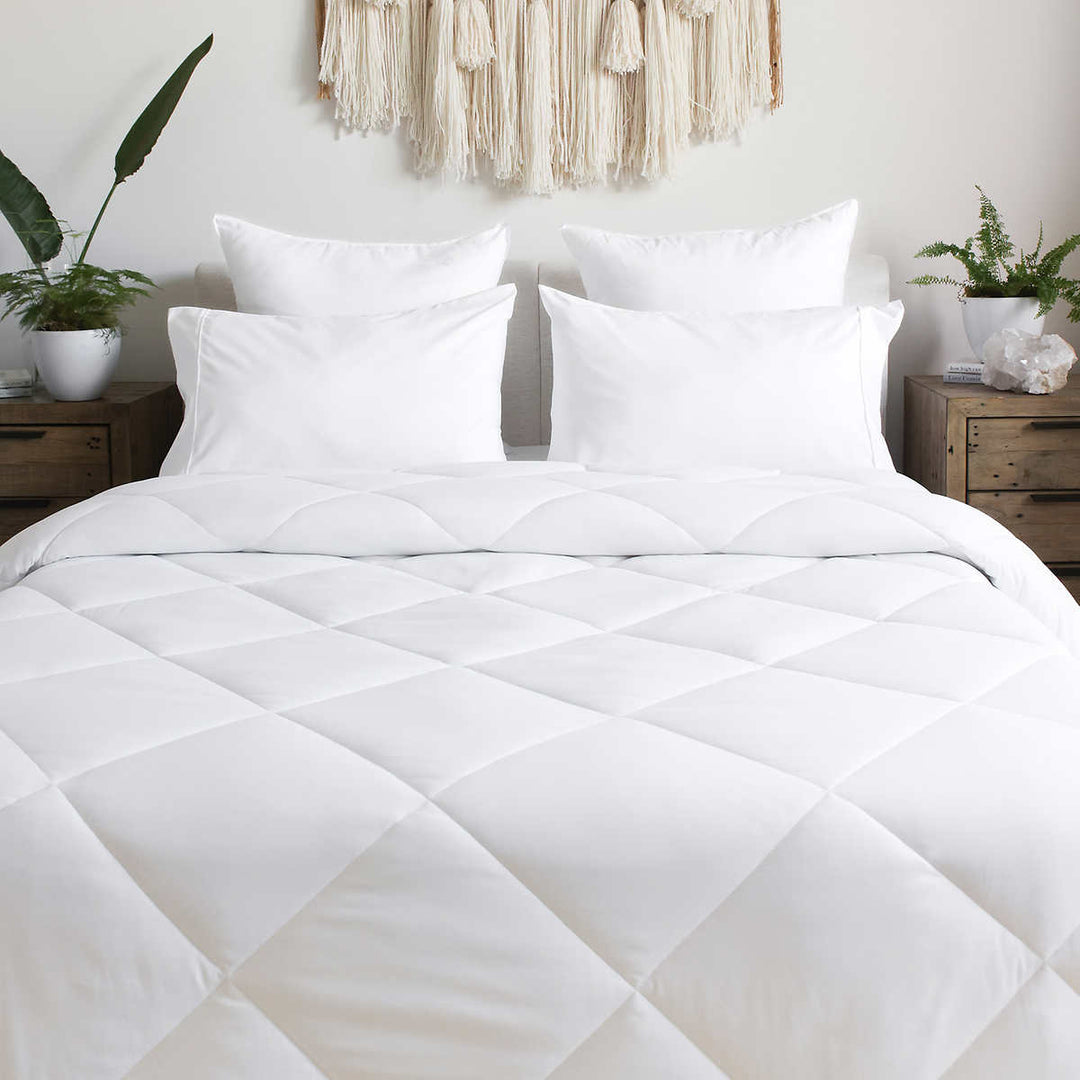 Jennifer Adams - Eternal Down Alternative Duvet