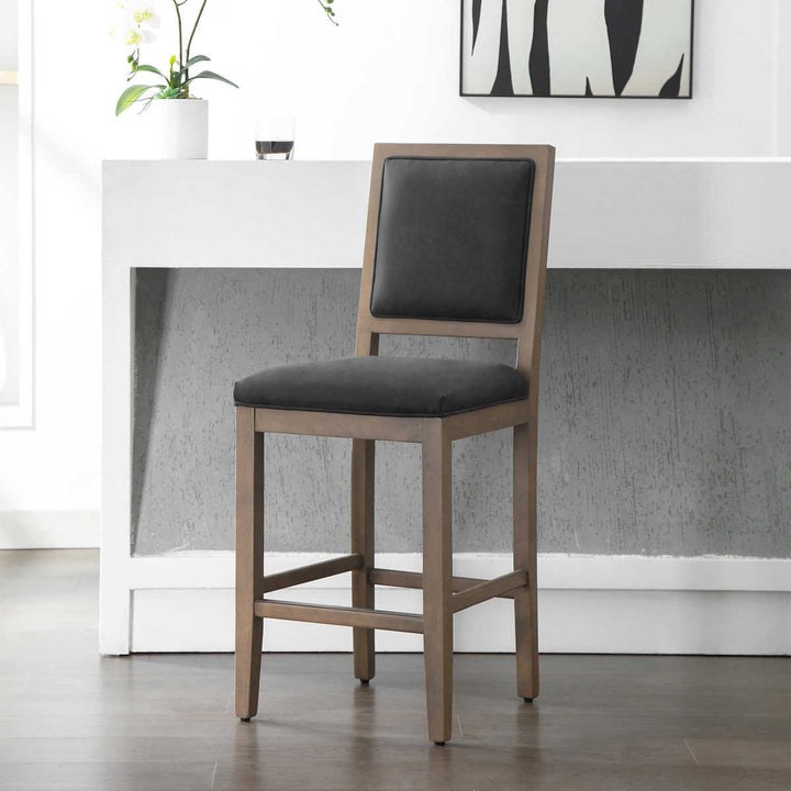 Arco Bar Stool