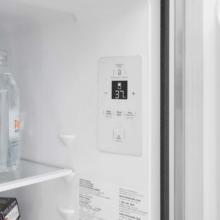 Frigidaire - Réfrigérateur de 31,5 po 17,6 pi³