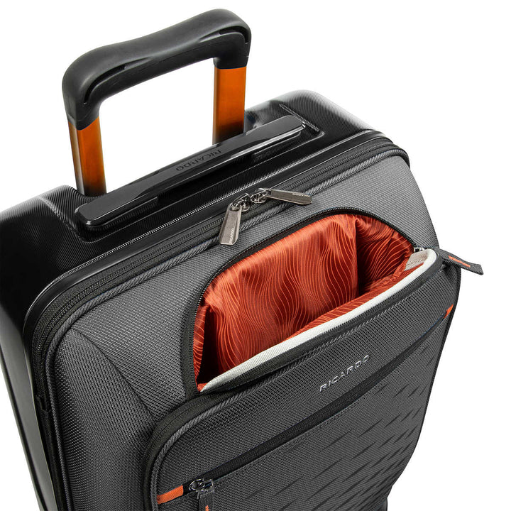 Ricardo 21.5" Hybrid Sport Carry-On Luggage