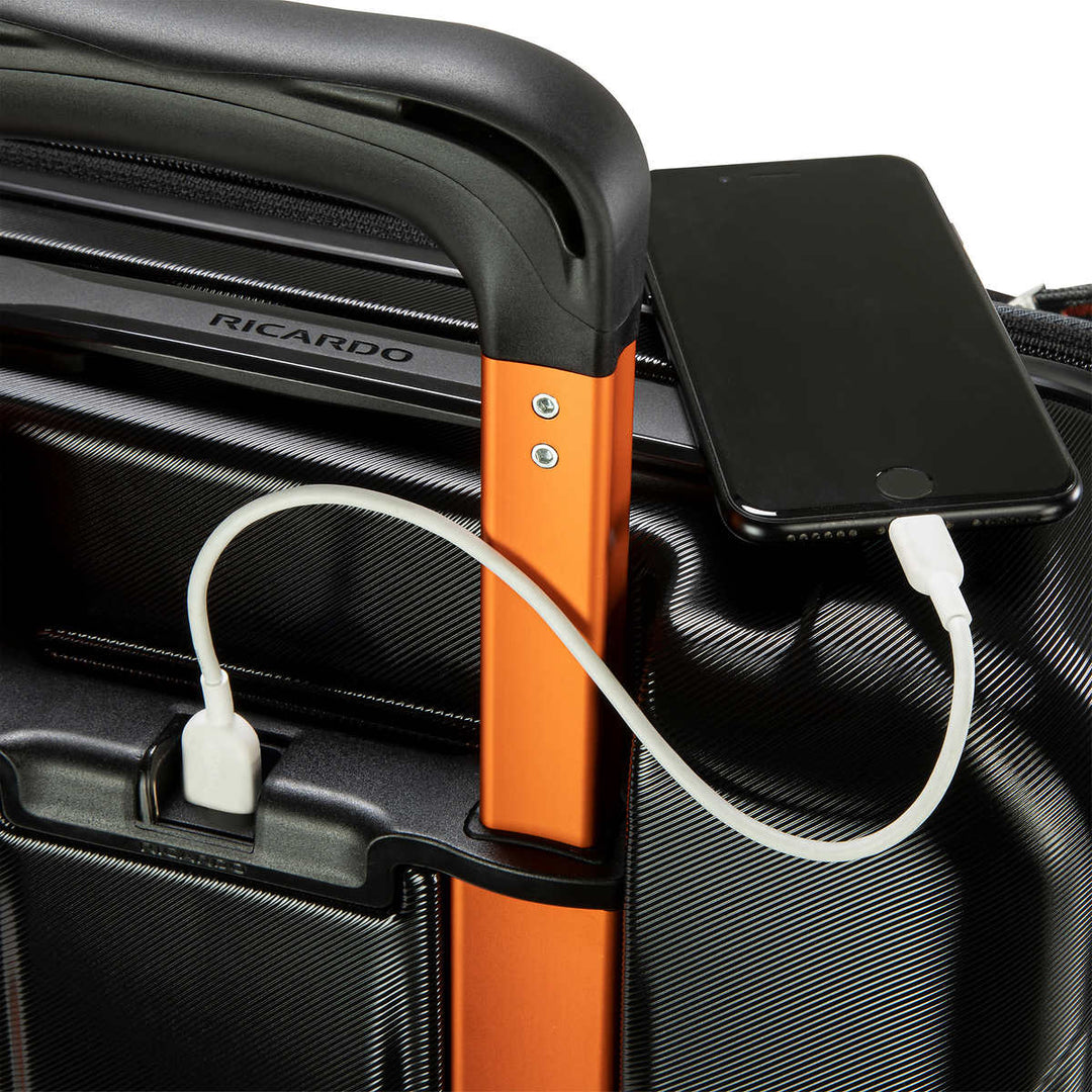 Ricardo 21.5" Hybrid Sport Carry-On Luggage