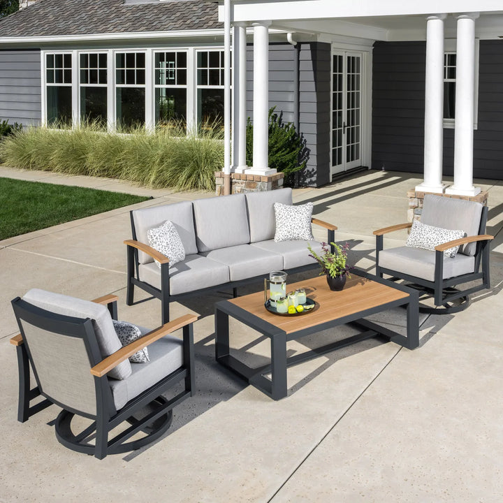 SunVilla 4-Piece Deep Seating Set