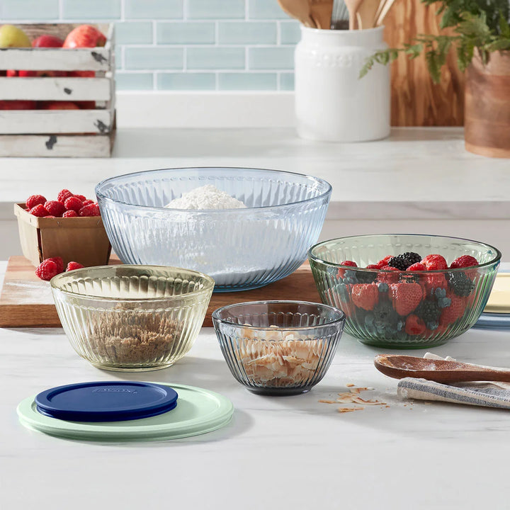 Pyrex Color Mixing Bowl Set with Lids