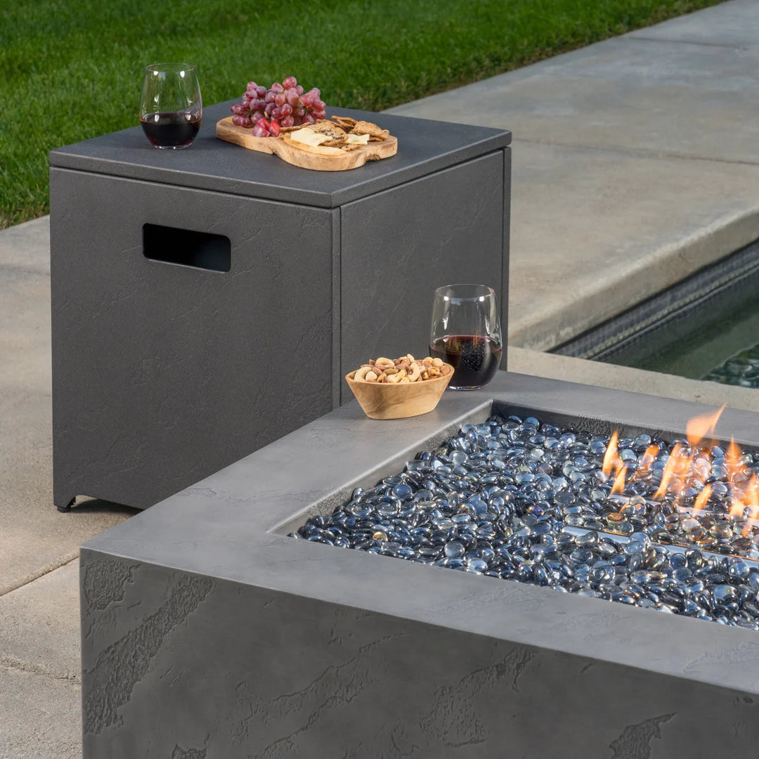 SunVilla Oliver Fire Pit with Tank Cover
