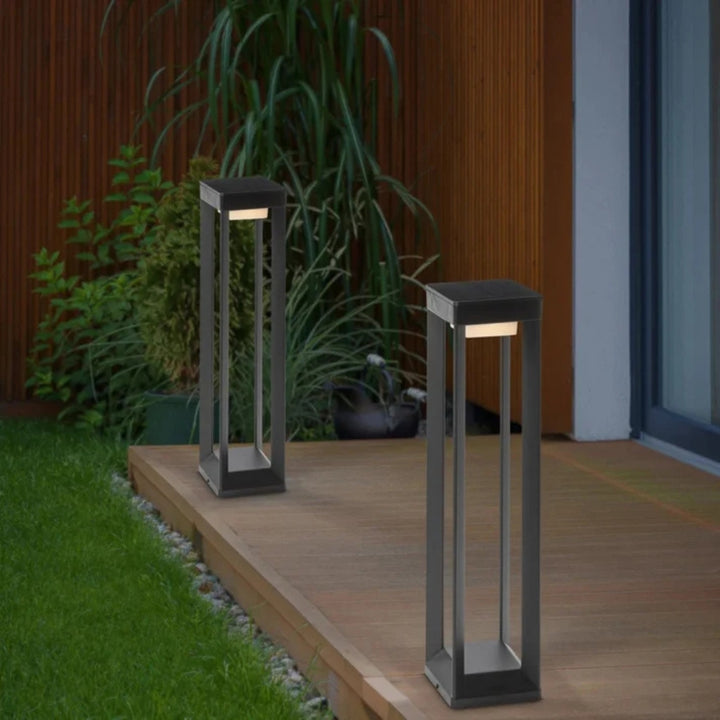 Prismax Solutions - Set of 2 solar garden lamps