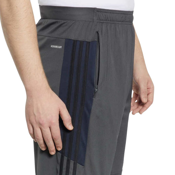 Adidas - Short sports pants (Aeroready Primegreen model) for men