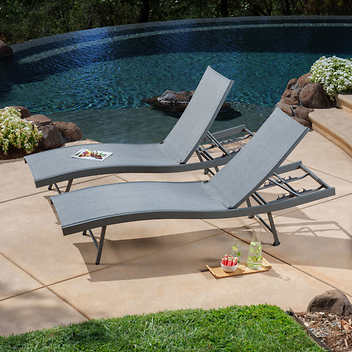 SunVilla Sling Wave Commercial Lounge Chair