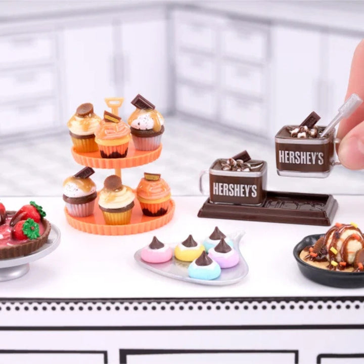 Miniverse by MGA – Make it a Hershey mini treat