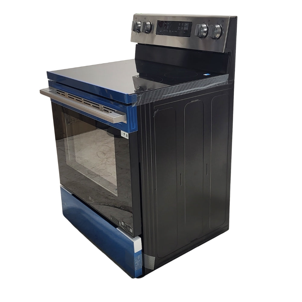 LG - 30 in Freestanding Electric Range, 6.3 cu ft