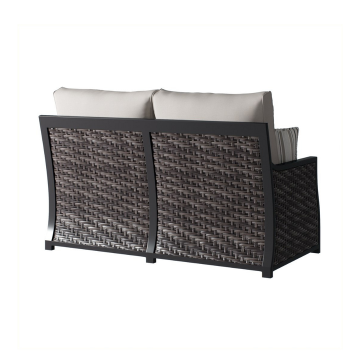 OVE - Outdoor set with “Barcelona” fire pit table