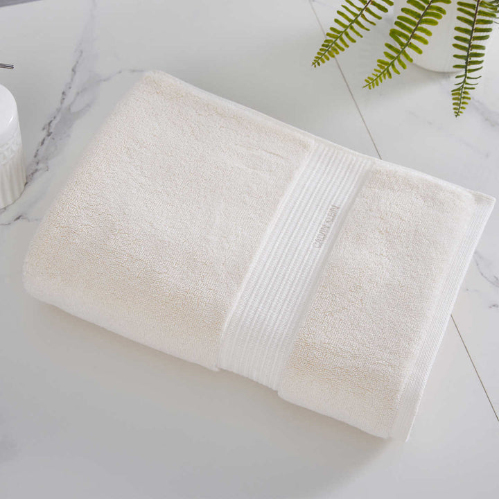 Calvin Klein - Bath towel