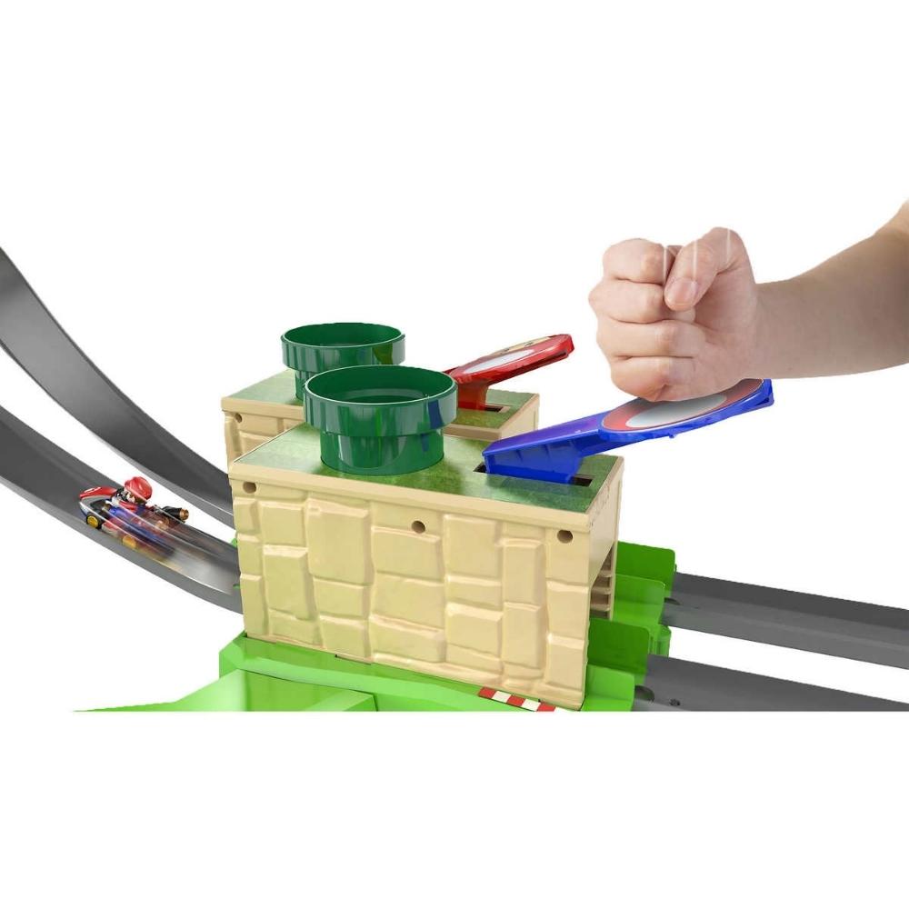 Hot Wheels Mario Kart Circuit Track Set