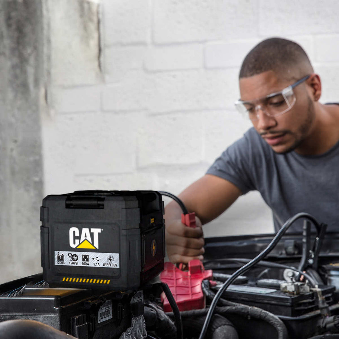 CAT - 1,200 Peak Amps Jump Starter, 120 PSI Air Compressor and USB Charger