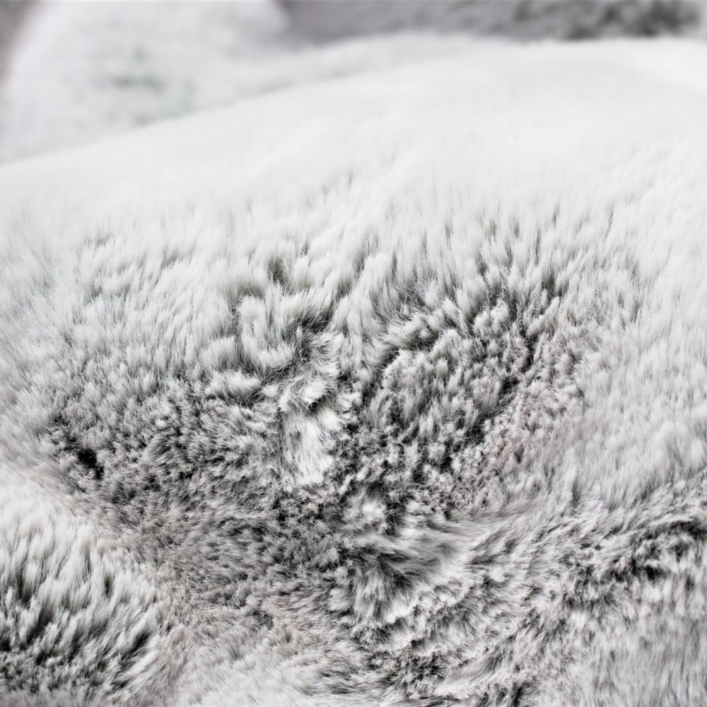 Mon Chateau Faux Fur Throw