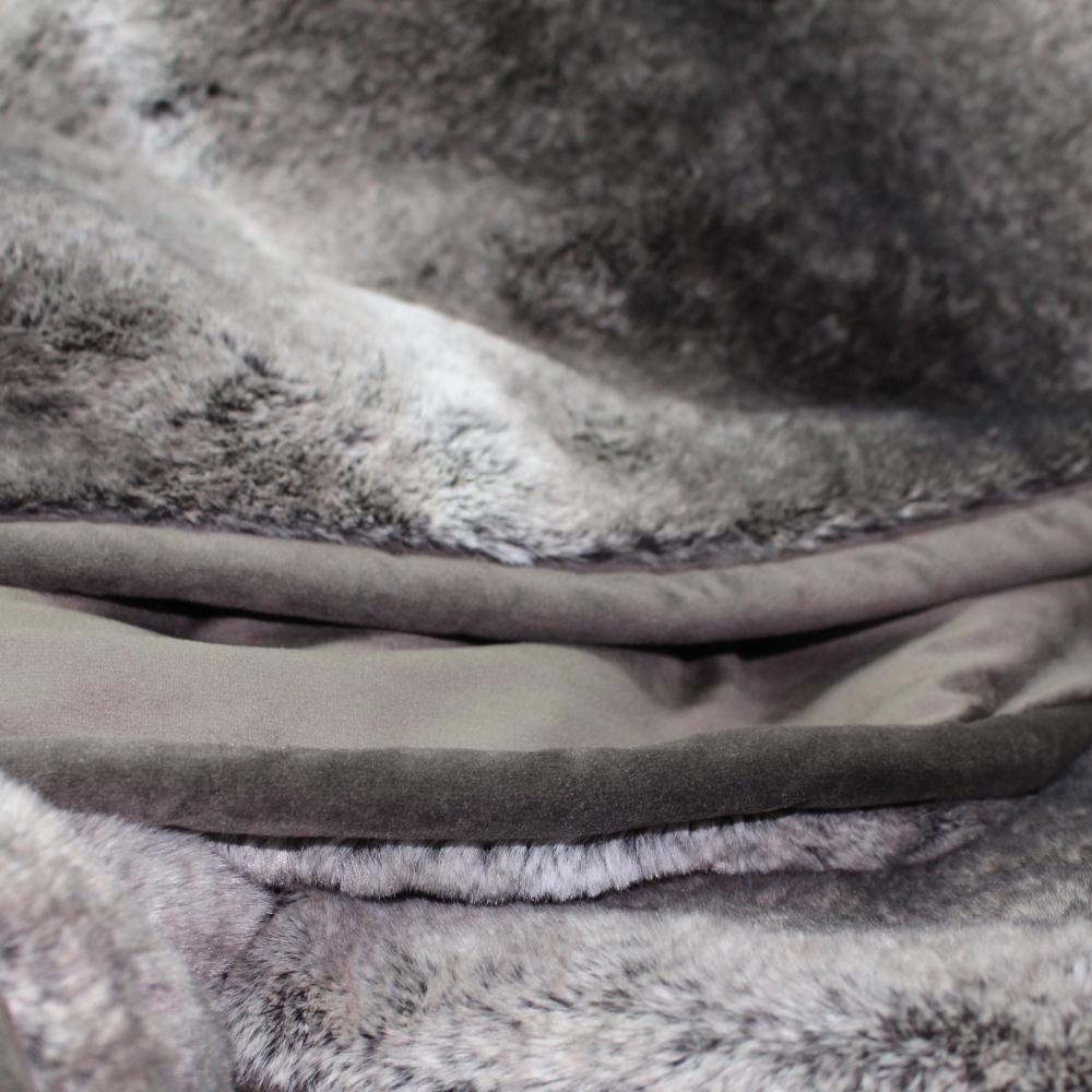 Mon Chateau Faux Fur Throw