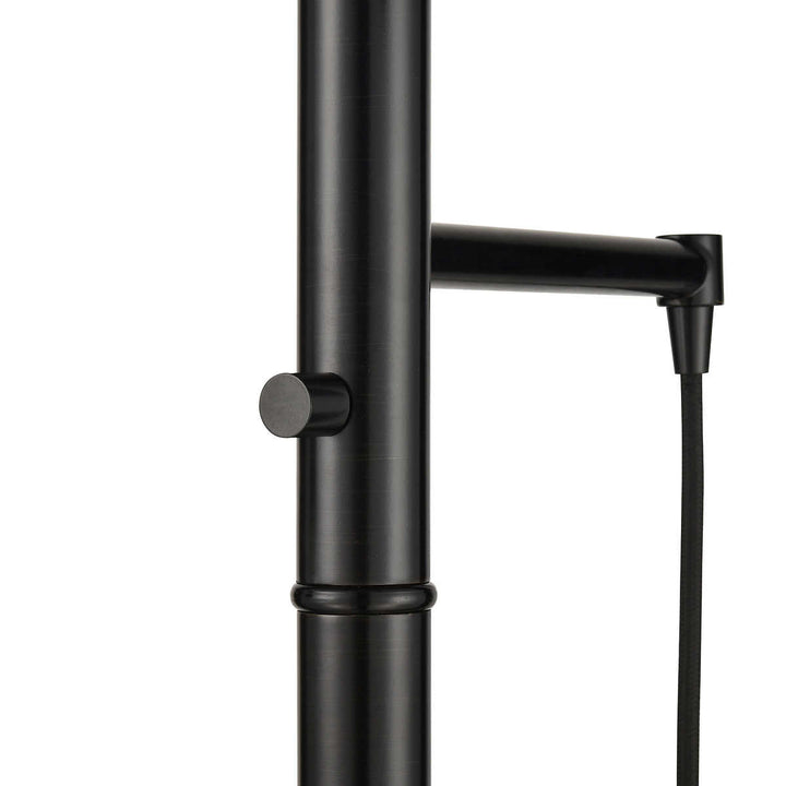 Malibu - Modern 3-bulb floor lamp