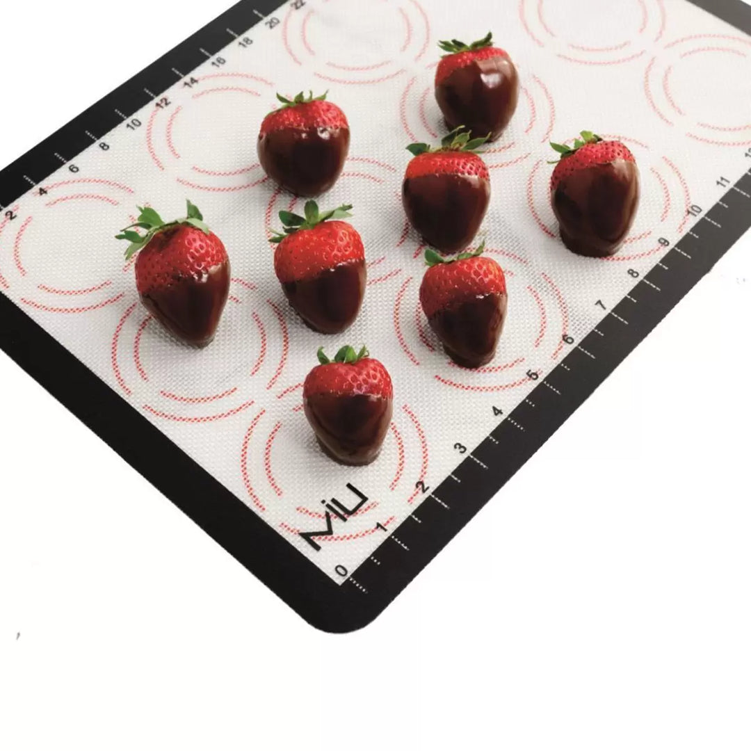 MIU - Set of 3 Silicone Pastry and Baking Mats