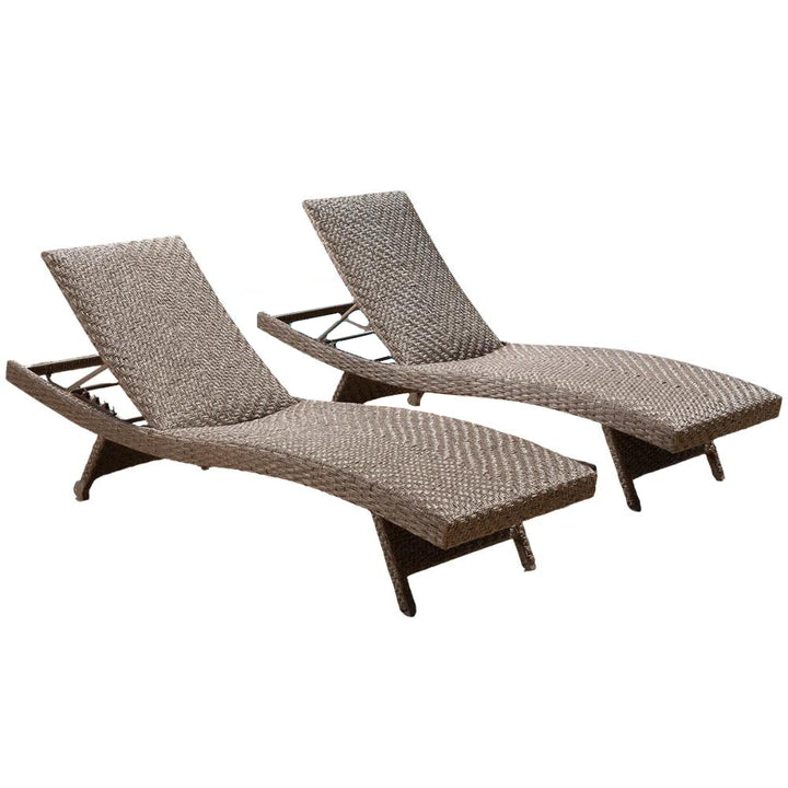 Sunvilla Cushioned Lounge Chair