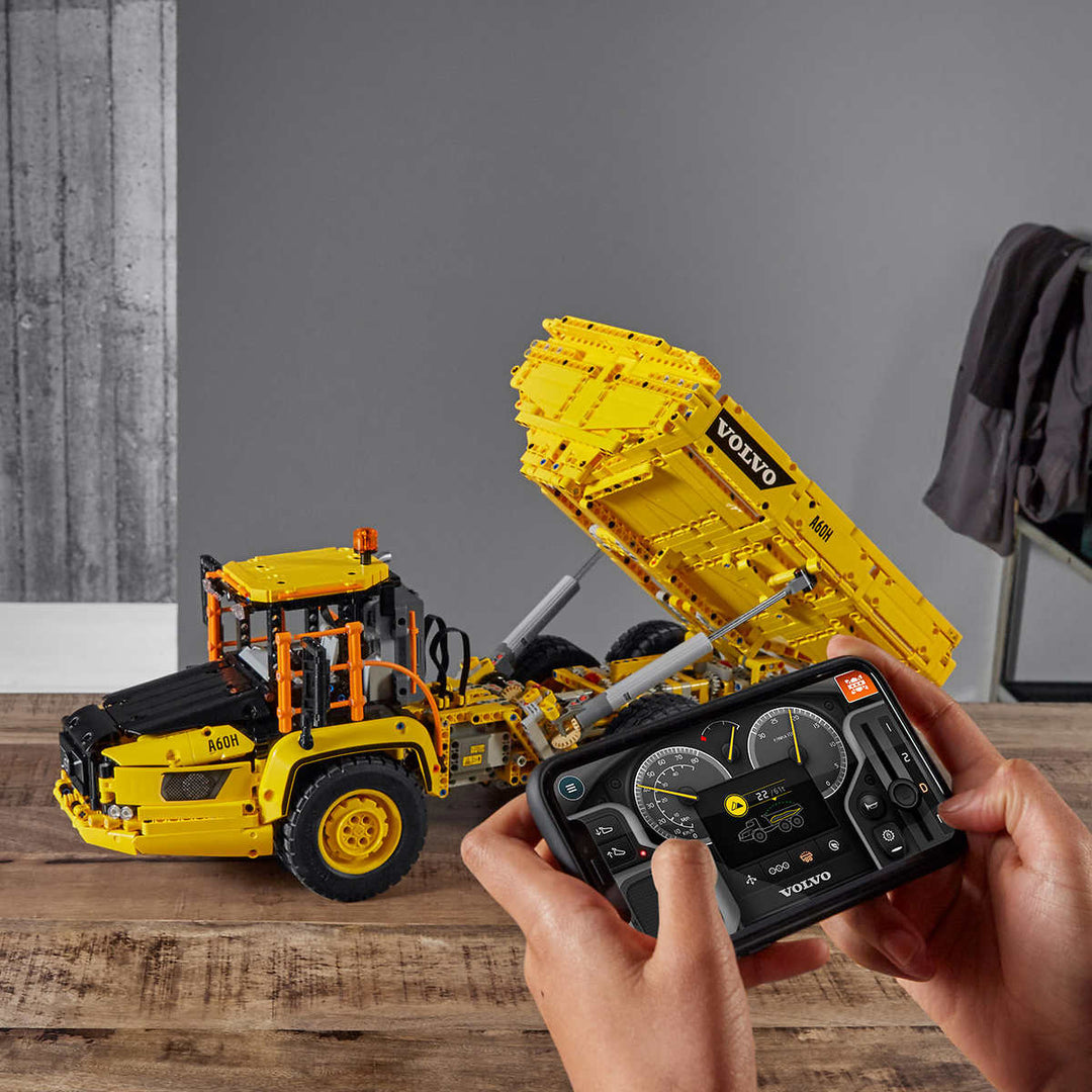 LEGO Technic™ 6x6 Volvo Articulated Hauler 42114