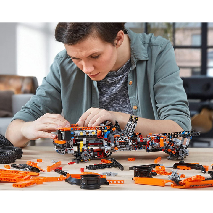 LEGO Technic Ford F-150 Raptor 42126