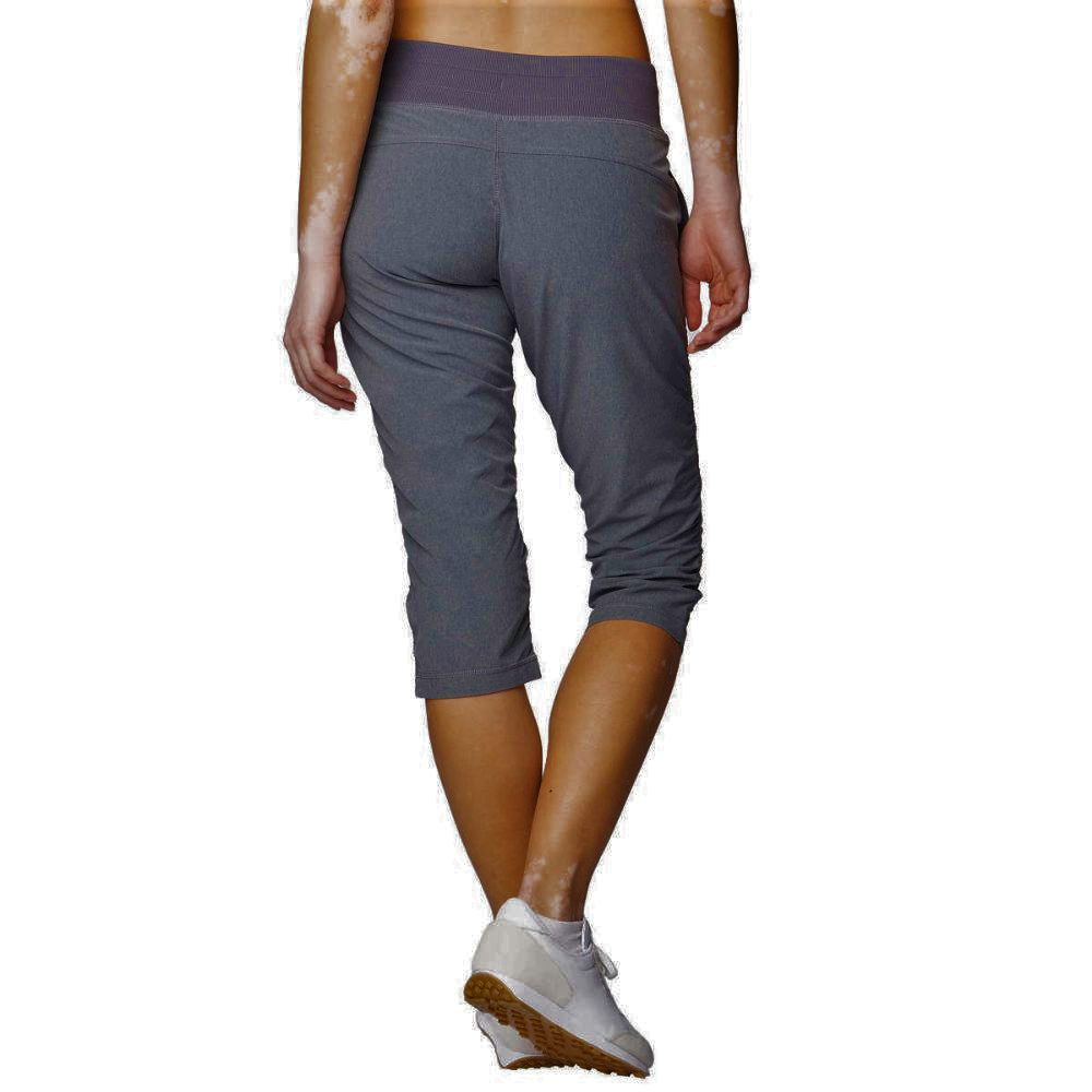 Kirkland Signature Woven Capris