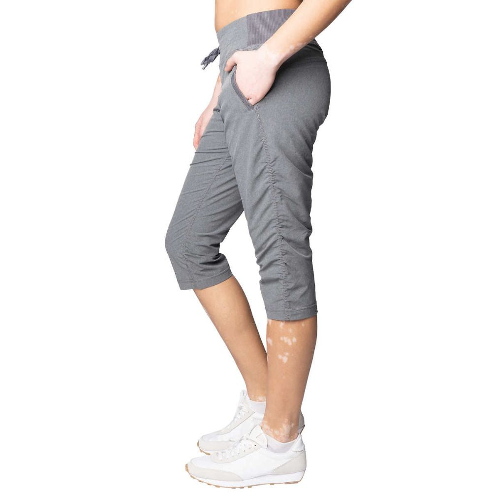 Kirkland Signature Woven Capris