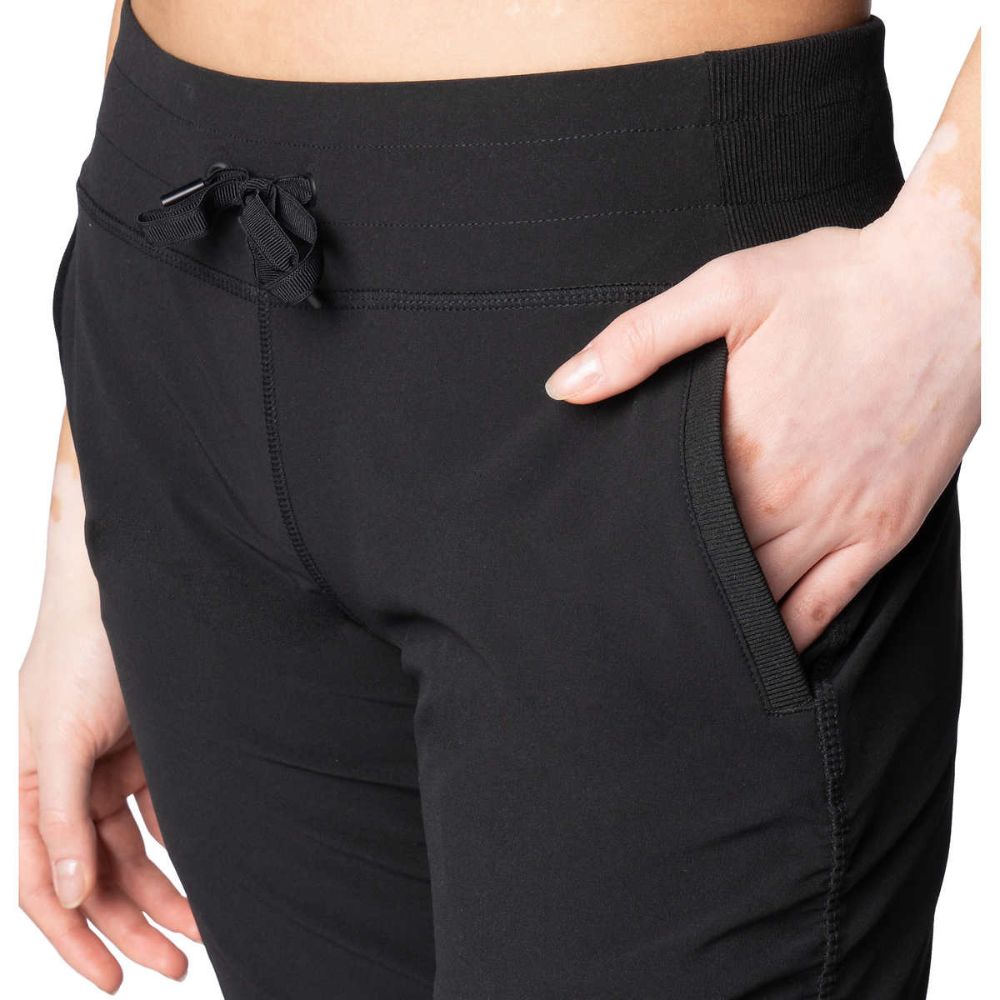 Kirkland Signature Woven Capris
